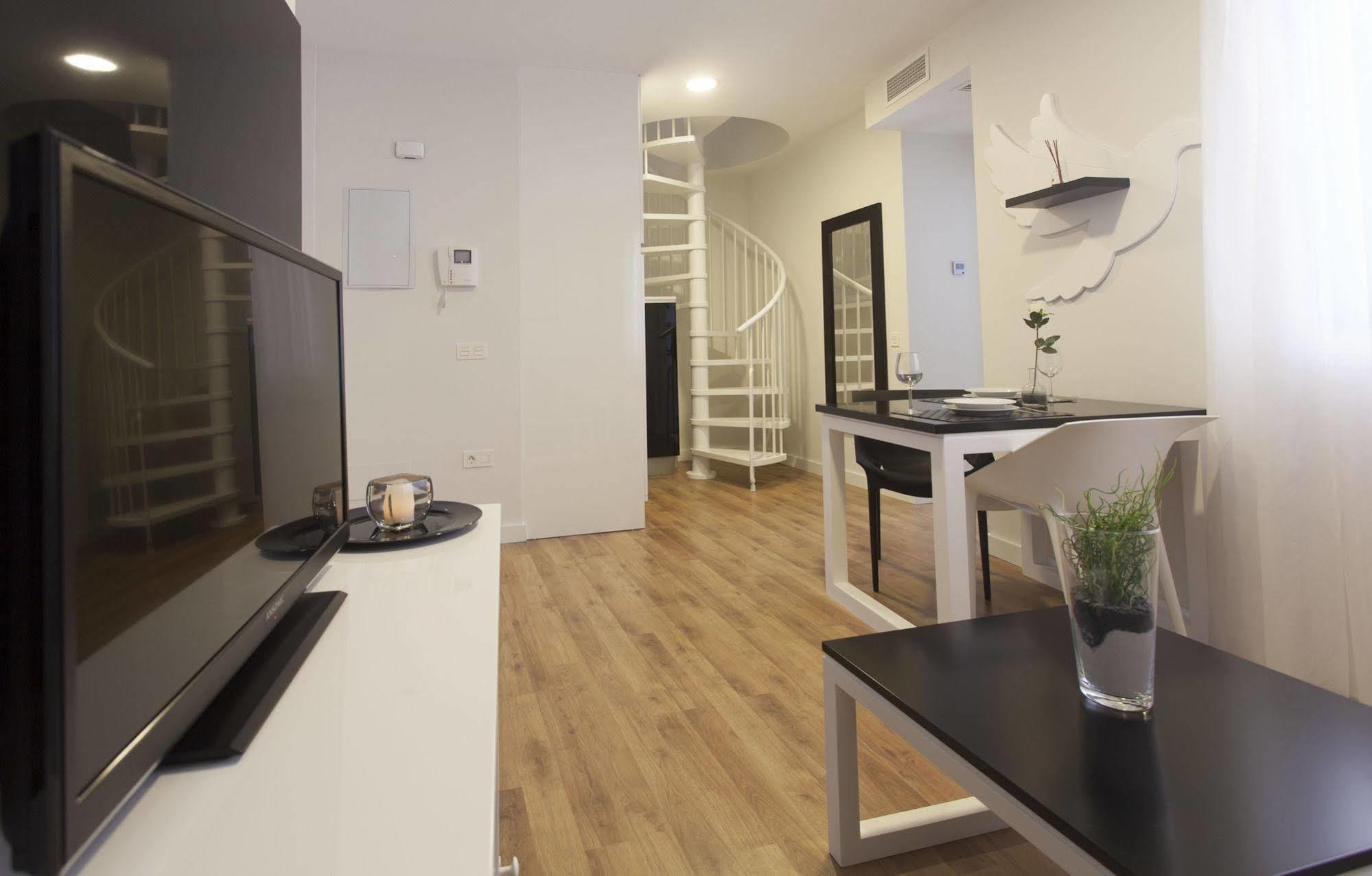 Picasso Suites มาลากา ภายนอก รูปภาพ